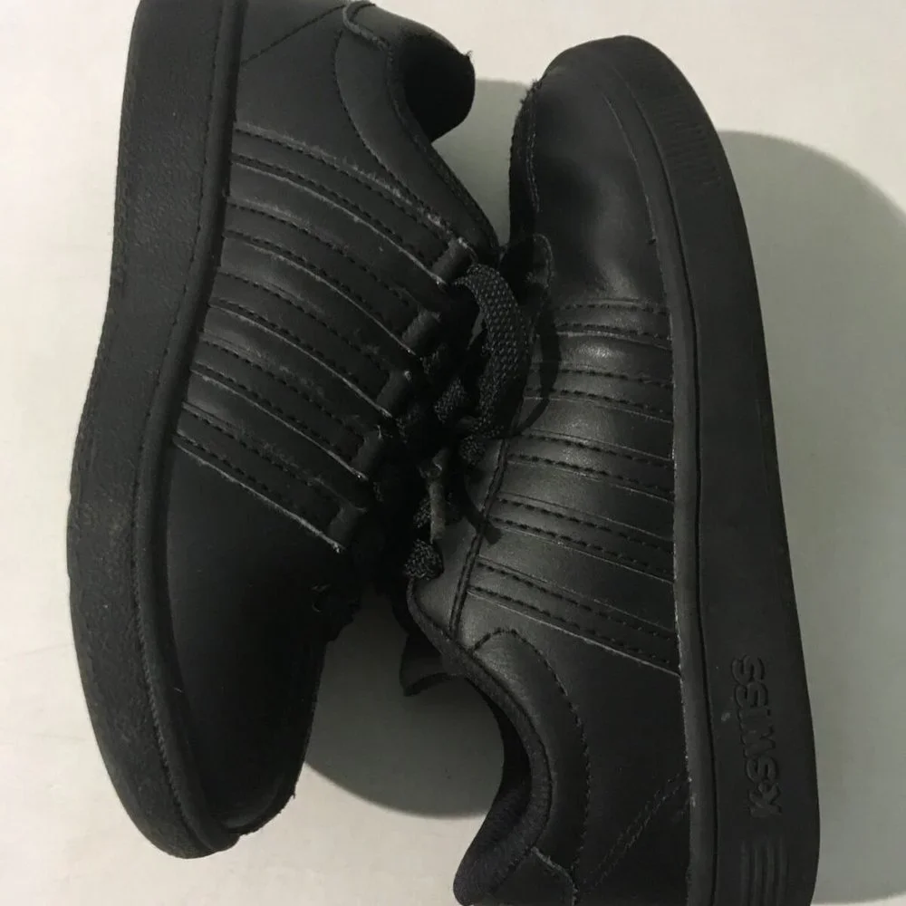 NWT K-SWISS KID'S CLASSIC VN LEATHER SNEAKERS BLACK/BLACK 1 M‎